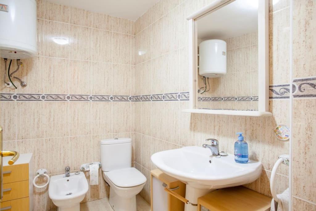 Elegante Apartamento Muy Cerca De La Playa Valencia Eksteriør bilde